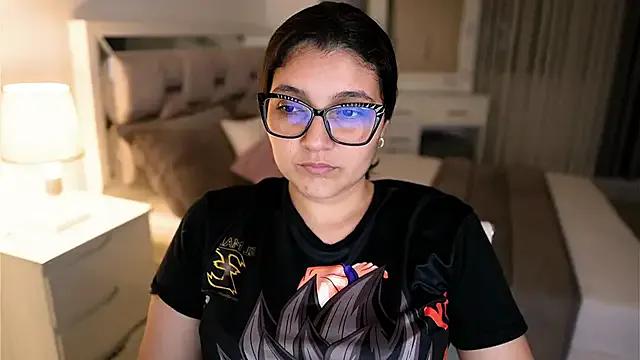 Camilaa_bueno — Freechat on StripChat