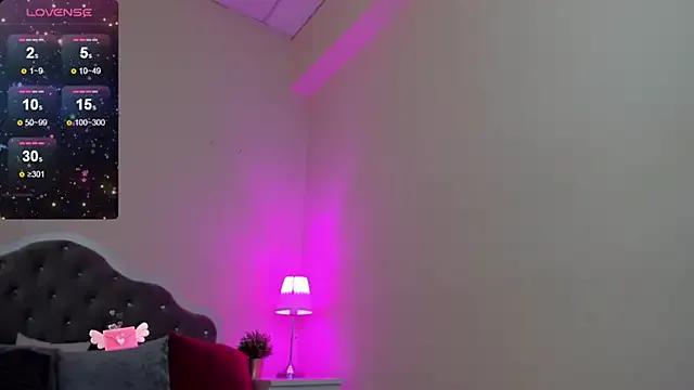 CamillaDreamer — oil ass show