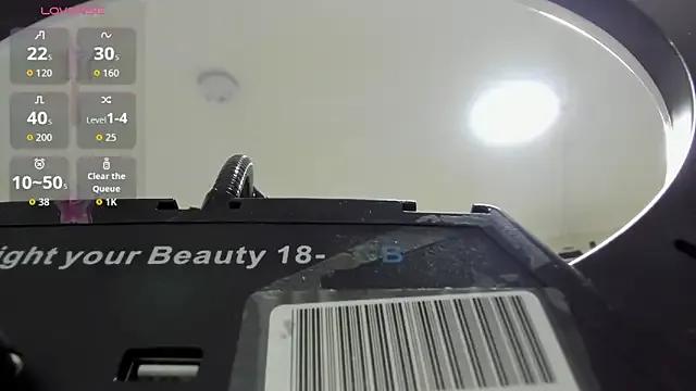 Cristal_Cutte — PLEASE cream in my big boobs