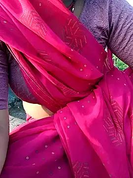 Cutee-Jaan — Oil bups show
