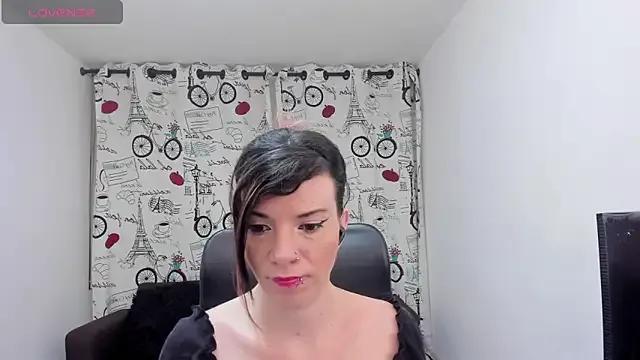 DanaaRey on StripChat 