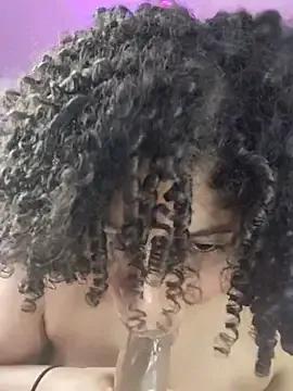 DannaBerry on StripChat 