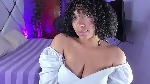 DannaBerry on StripChat 