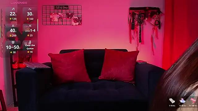 Daphne_Clarke — boobs in oil