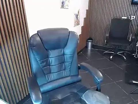 Avatar of desk_desire