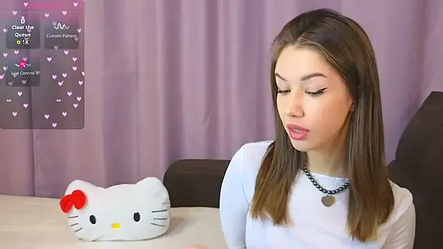 ellie_kramer — lush is on! pvt is open!