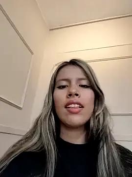 Avatar of EMILIIA_RICHTER__