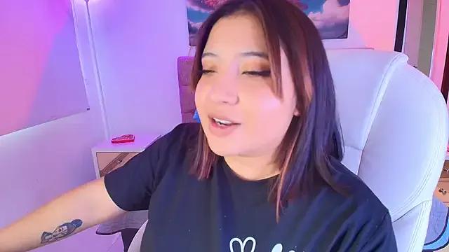 Emma_monserrat on StripChat 