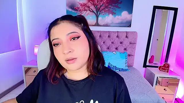 Emma_monserrat on StripChat 