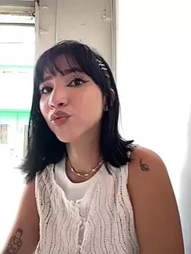 emma_woods_ on StripChat 