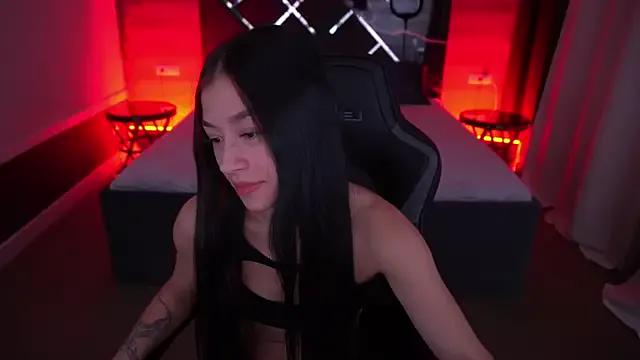 FataleNellie on StripChat 