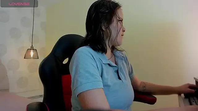 GIANAMILLER6 — tie my tits massage with oil