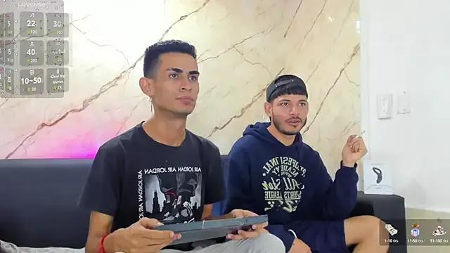 Golldens_Dreamss on StripChat 