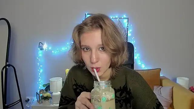 Avatar of Hailey_Foxy