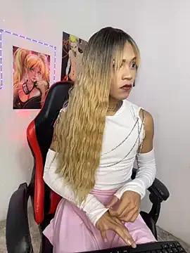 Hansell_francheska — 2 fingers deep in the ass