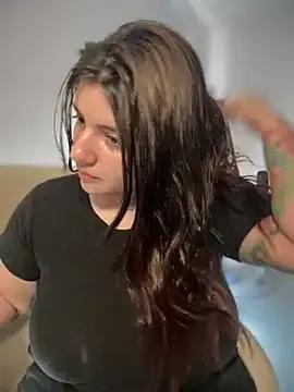 Avatar of horny_roomiess