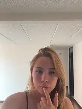 Avatar of IamCatalina888