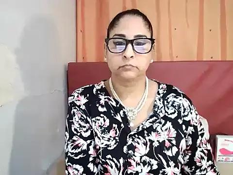 Indiankushy on StripChat 