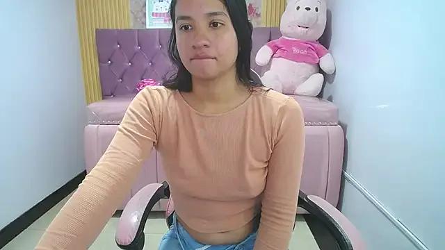 Irina_evans_s1 on StripChat 