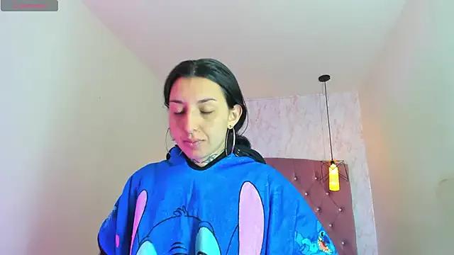 Iris__77 on StripChat 