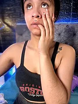 Avatar of Isabella-Teen