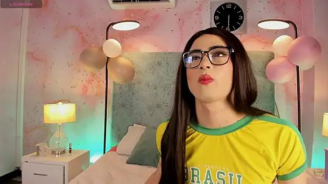 JESSI_NAOMI on StripChat 