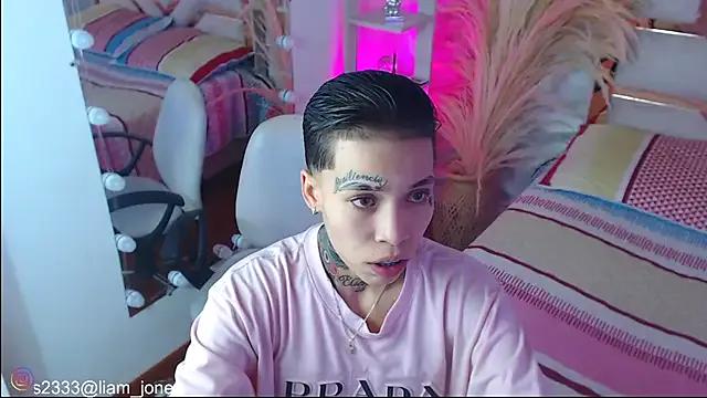 Jonesliam23 — fuck my pussy with my dildo  bigger