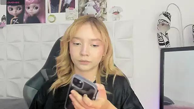 JuliethMoss — Freechat on StripChat