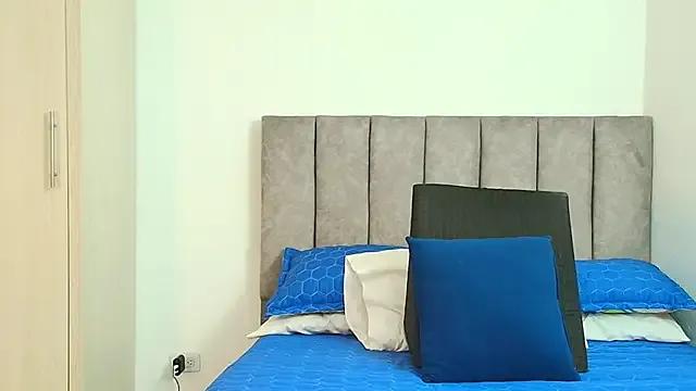 Avatar of karina_lewis_