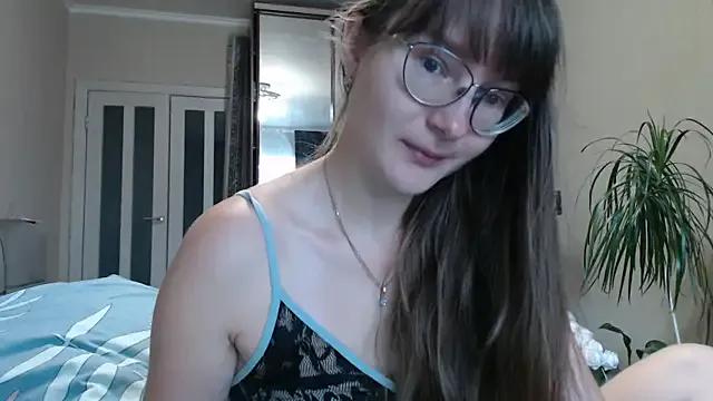 KiraGoldens — Masturbation of pussy dildo