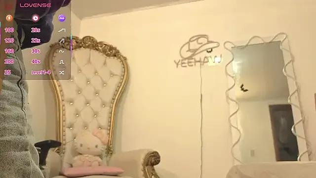 kittystart_tay on StripChat 