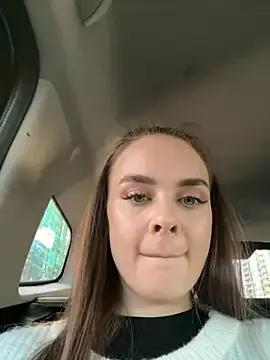 KristiRich — Spank ass x5+play with pussy