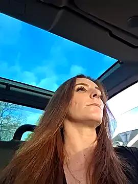 Ladykimberly_XOXO — TWERK SANS STRING & BLOWJOB 