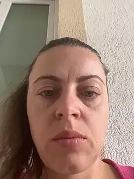 ladywithbigass — All naked tease squirt  neighbours door