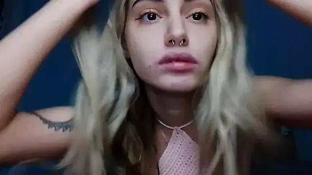 lesyawhite — show tits