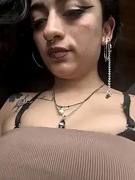 Lila_Desiree on StripChat 