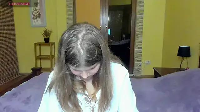 Lilly_Jess on StripChat 