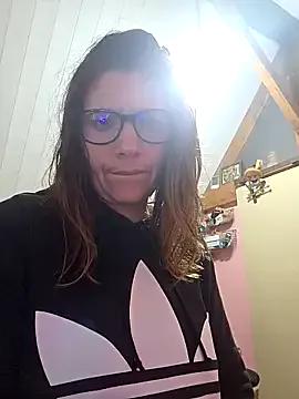 Lina_lou4 — Group on StripChat