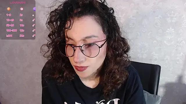 little__amy_ on StripChat 