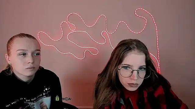 lulu_fly_ on StripChat 