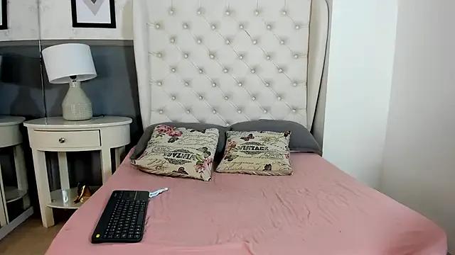 Avatar of Madame_Rouge_