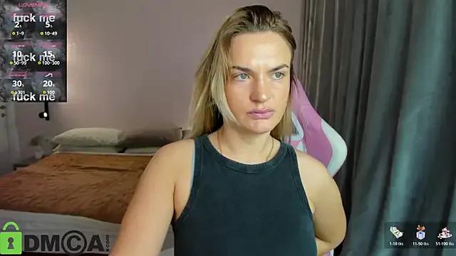 Marie_Ellie — Bouncing tits