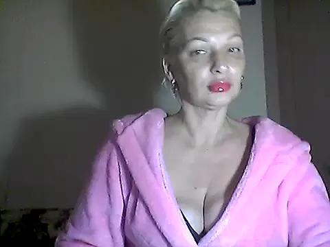 MaryJane441 — Freechat on StripChat