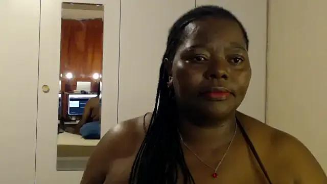 Avatar of MatureBoobsDiva