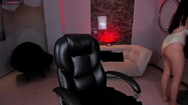 MayaMoretti_ on StripChat 