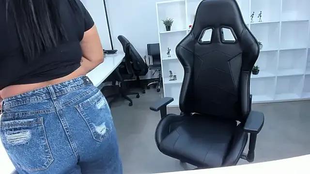 megan_bigboobs_ — RIDE TORSO AND BOUNCE MY BOOBS