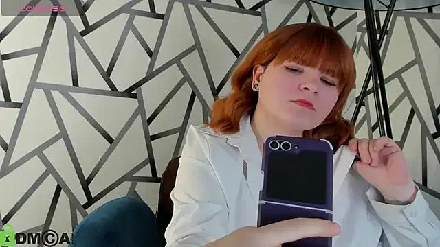 Michelle_Wilsson — squeeze your chest