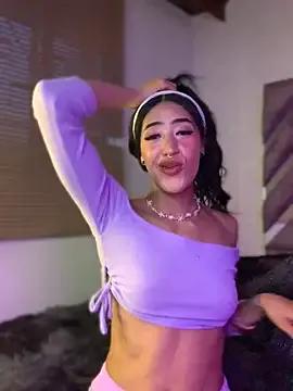 Avatar of MichelleDiaz_Pink