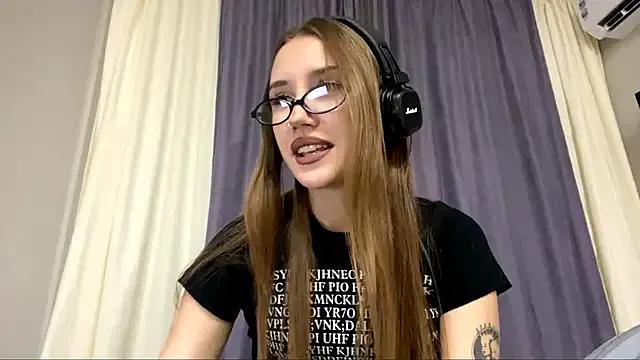 Milena_Awesome — Spank my ass x 6