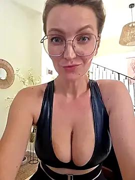 MissMialicious — Boobs out + surprise Vid :gift: